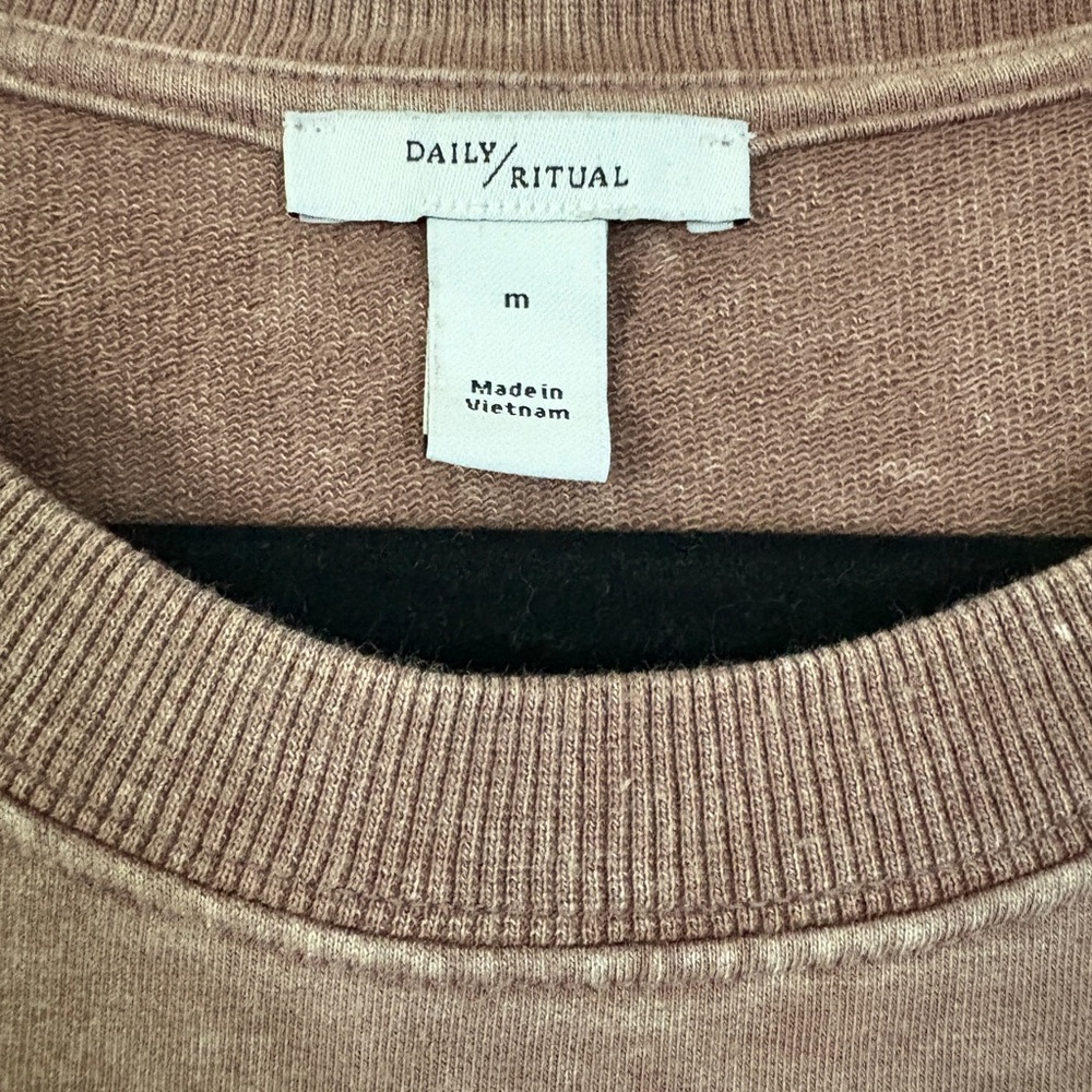 Daily Ritual Taupe Long Sleeve Top - Picture 3 of 4